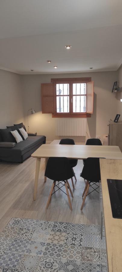 Apartamento Con Encanto En Casco Historico De Burgo Exterior foto