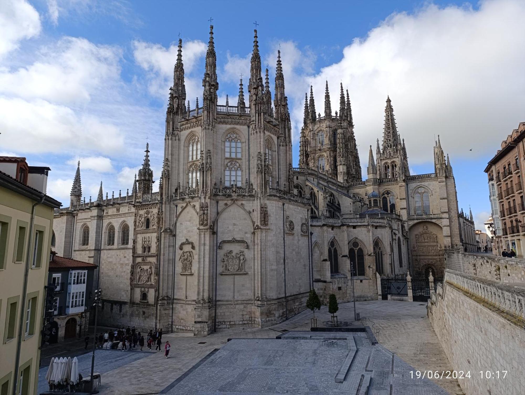 Apartamento Con Encanto En Casco Historico De Burgo Exterior foto