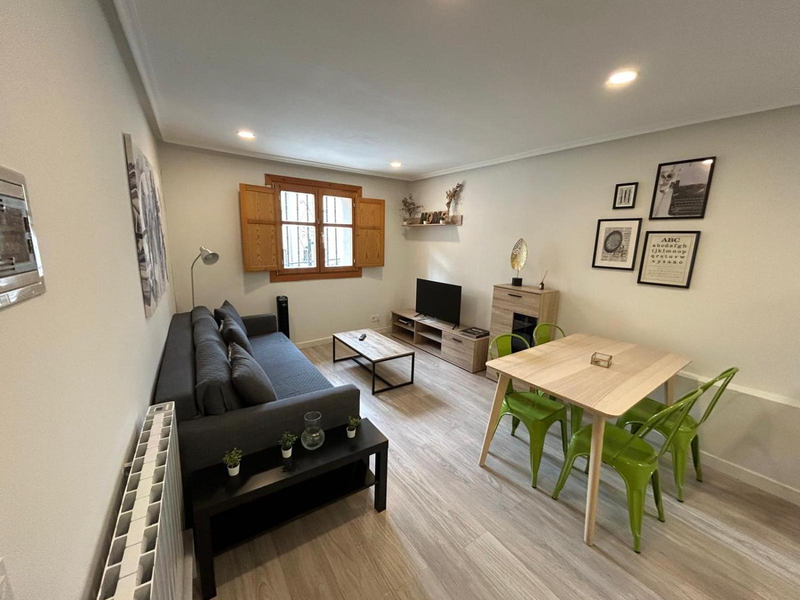 Apartamento Con Encanto En Casco Historico De Burgo Exterior foto
